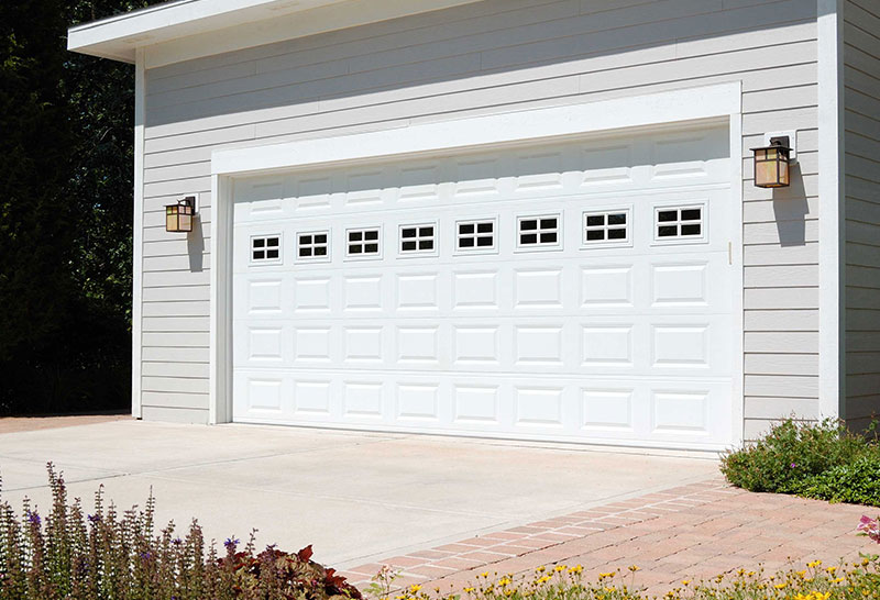 Classic insulated Steel Garage Doors