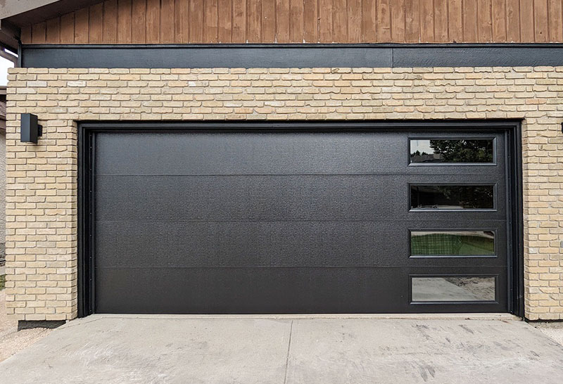 Polyurethane Insulated Garage Door with Windows