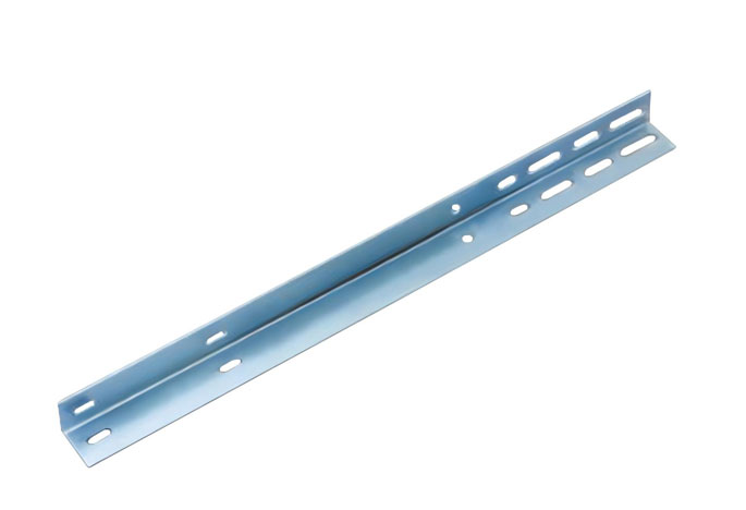 Hot Dip Galvanized Slotted Horizontal Angle Iron With Holes