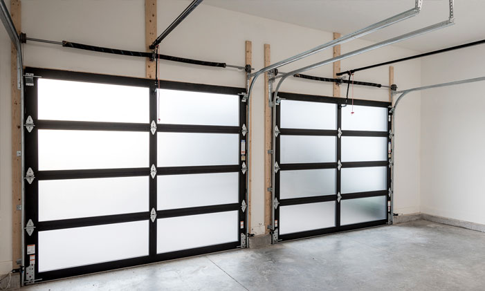 How to Check the Garage Door Tracks During Daily Use?