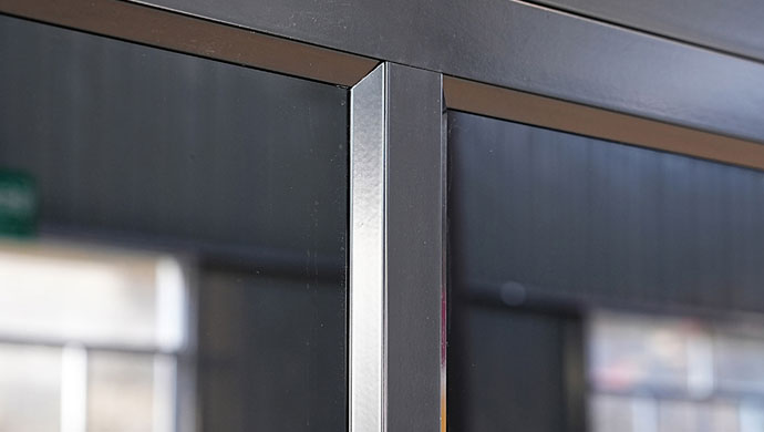 aluminum garage door advantages